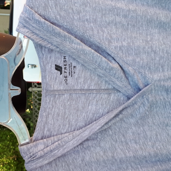 Joe Fresh hooded top - Picture 2 of 6